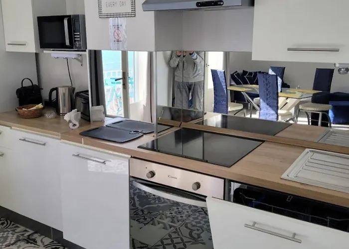 Au De Cagnes Apartment