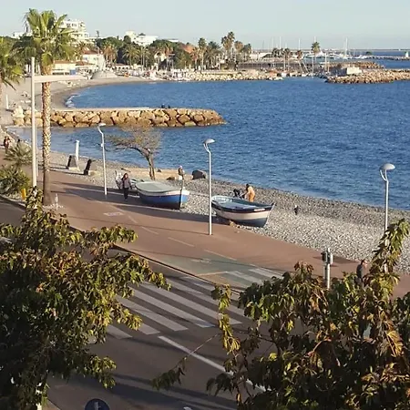 Au De Cagnes Apartment