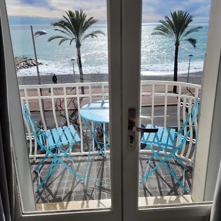 Au De Cagnes *