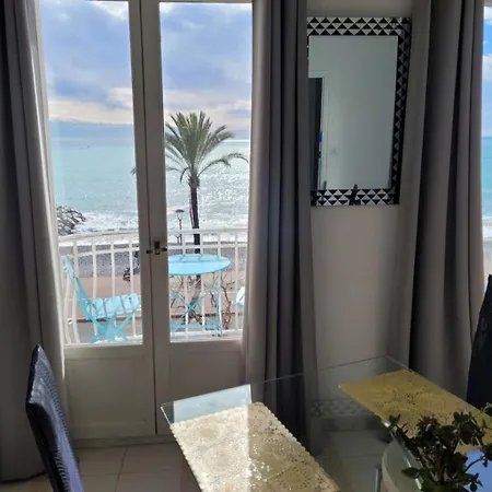 Apartment Au De Cagnes