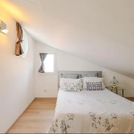 Au De Cagnes Apartman *